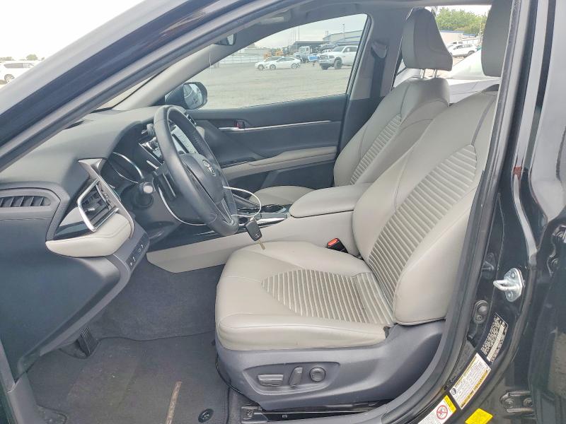 56646276 :رقم المزاد ، JTNB11HKXJ3007468 vin ، 2018 Toyota Camry مزاد بيع