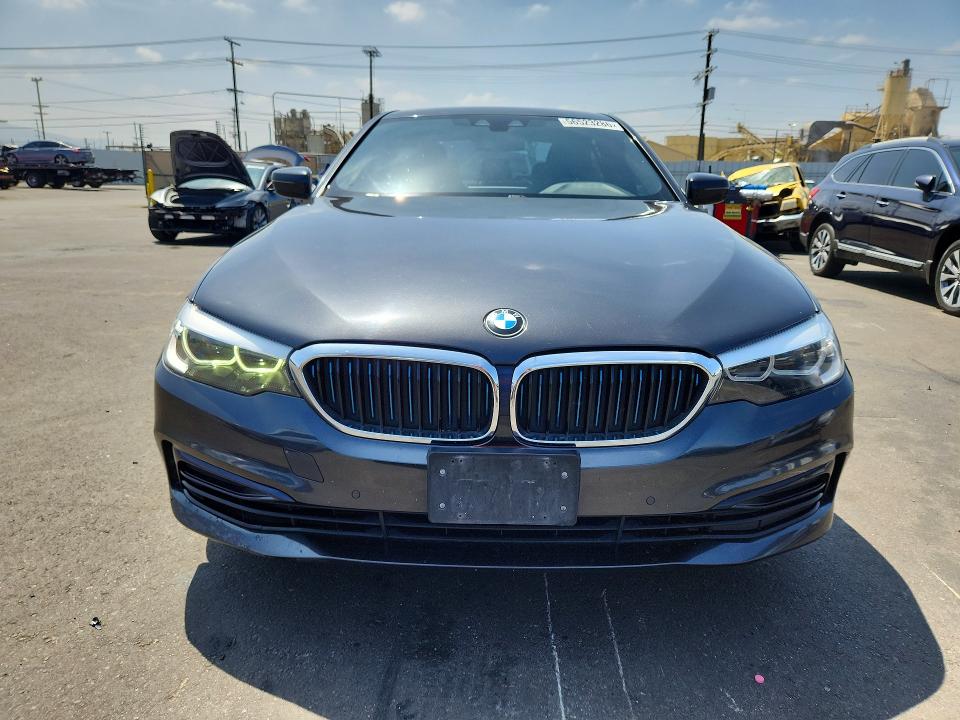 56523286 :رقم المزاد ، WBAJA9C52KB254309 vin ، 2019 Bmw 530e مزاد بيع