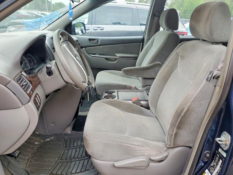 2007 Toyota Sienna მანქანა იყიდება აუქციონზე, vin: 5TDZK29C27S002592, აუქციონის ნომერი: 54803956