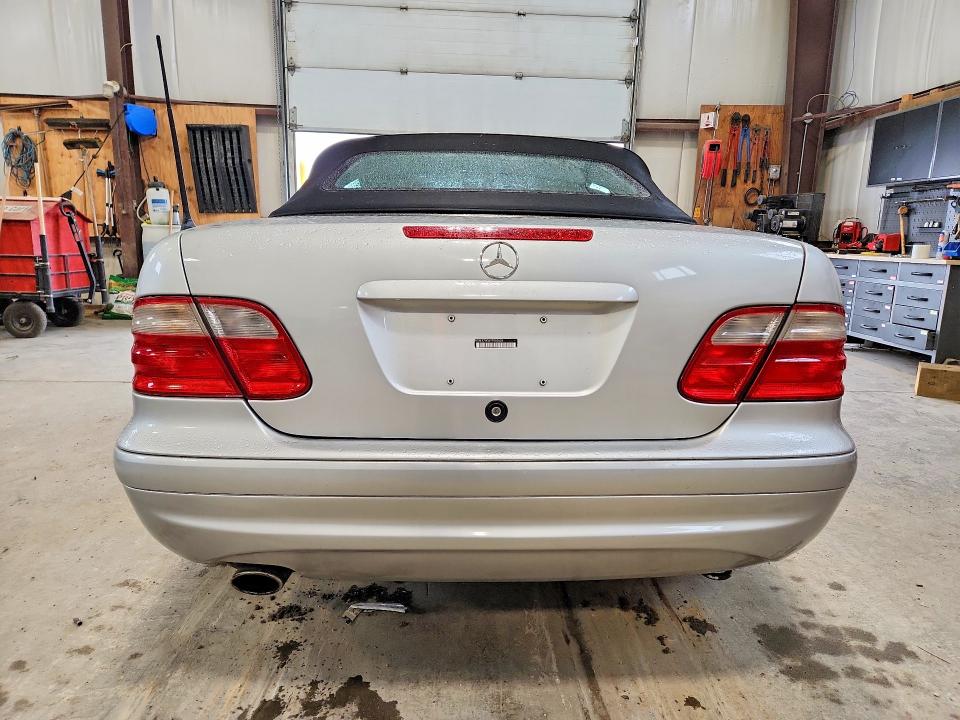 Продажа на аукционе авто 2001 Mercedes-benz Clk, vin: WDBLK65G81T070506, номер лота: 55647526
