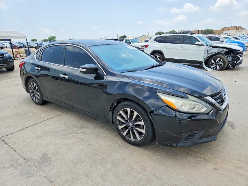 Продаж на аукціоні авто 2017 Nissan Altima, vin: 1N4AL3AP7HC203492, номер лоту: 58268986
