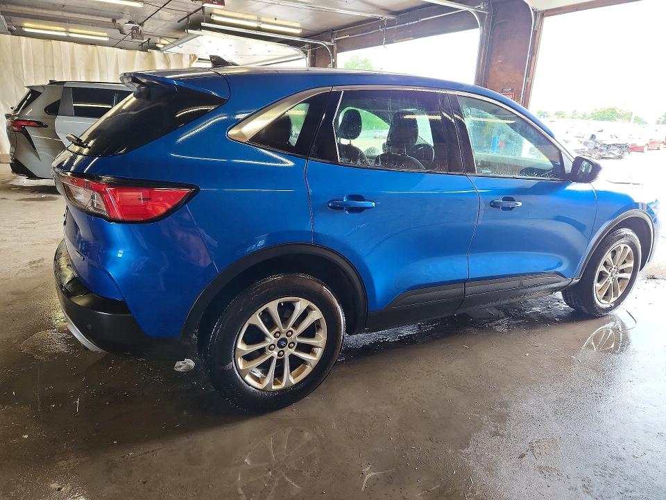 2021 Ford Escape მანქანა იყიდება აუქციონზე, vin: 1FMCU9G60MUA00185, აუქციონის ნომერი: 56464656