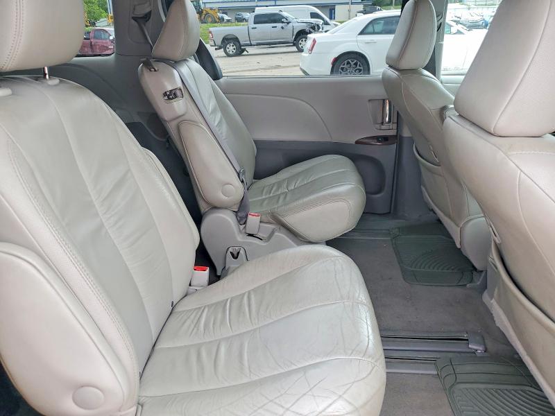 Продаж на аукціоні авто 2011 Toyota Sienna, vin: 5TDYK3DC4BS043016, номер лоту: 58223236