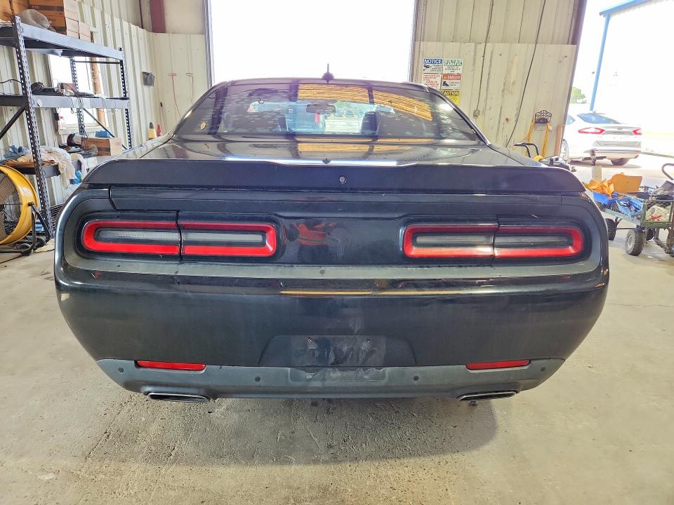 Продаж на аукціоні авто 2015 Dodge Challenger, vin: 2C3CDZBG2FH861656, номер лоту: 57586106