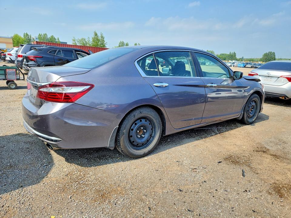 Продажа на аукционе авто 2017 Honda Accord, vin: 1HGCR2F34HA202539, номер лота: 58233236