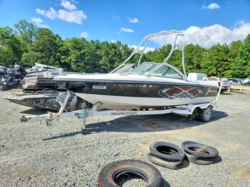 59266696 :رقم المزاد ، MBCA2AD4F102 vin ، 2002 Boat Mastercraf مزاد بيع