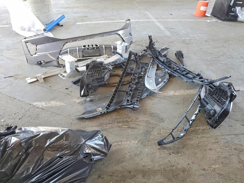 56361026 :رقم المزاد ، WA1LAAGE4KB005916 vin ، 2019 Audi E-tron مزاد بيع