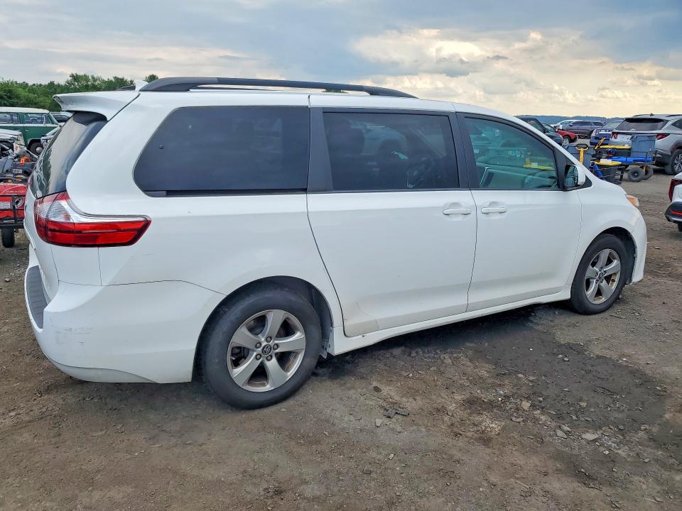 Aukcja sprzedaży 2018 Toyota Sienna, vin: 5TDKZ3DC4JS905246, numer aukcji: 58965166