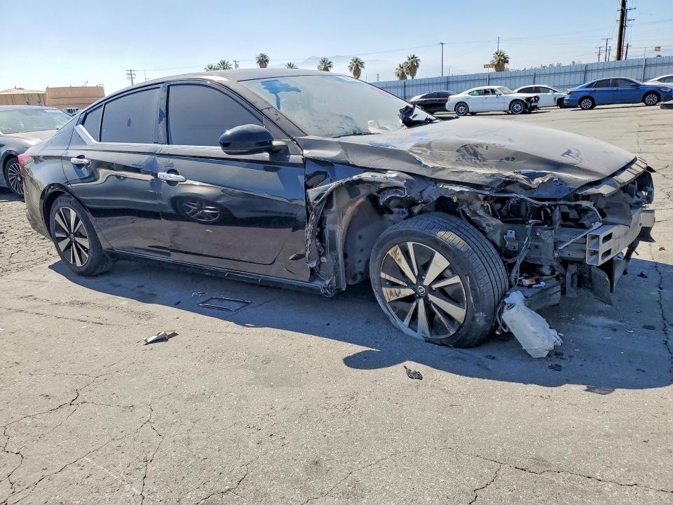 2019 Nissan Altima მანქანა იყიდება აუქციონზე, vin: 1N4BL4DVXKC170130, აუქციონის ნომერი: 58252376