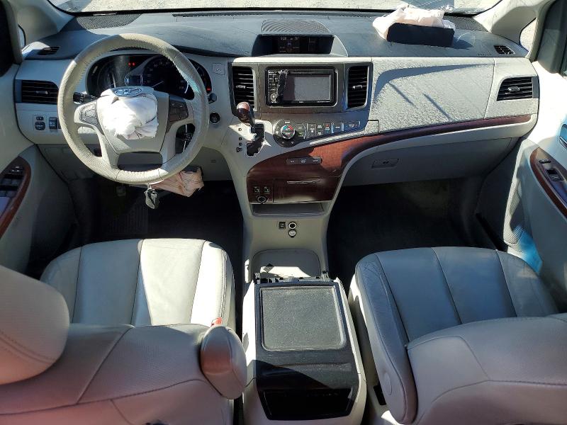 2013 Toyota Sienna მანქანა იყიდება აუქციონზე, vin: 5TDYK3DC0DS299821, აუქციონის ნომერი: 58590036