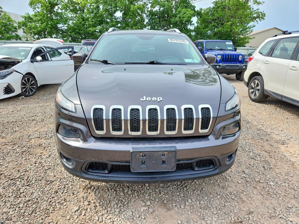 Продаж на аукціоні авто 2016 Jeep Cherokee, vin: 1C4PJMCS2GW170349, номер лоту: 85791235