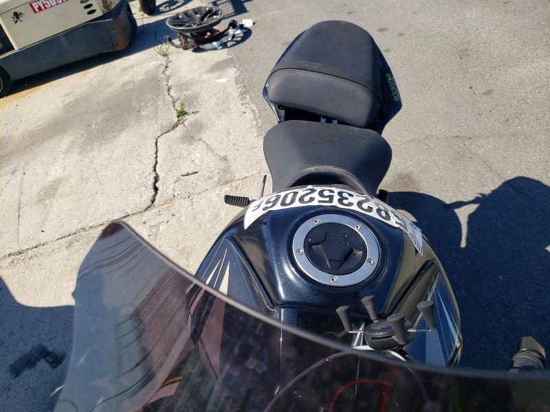 58235206 :رقم المزاد ، JKAEXEF14DDA03977 vin ، 2013 Kawasaki Ex650 مزاد بيع