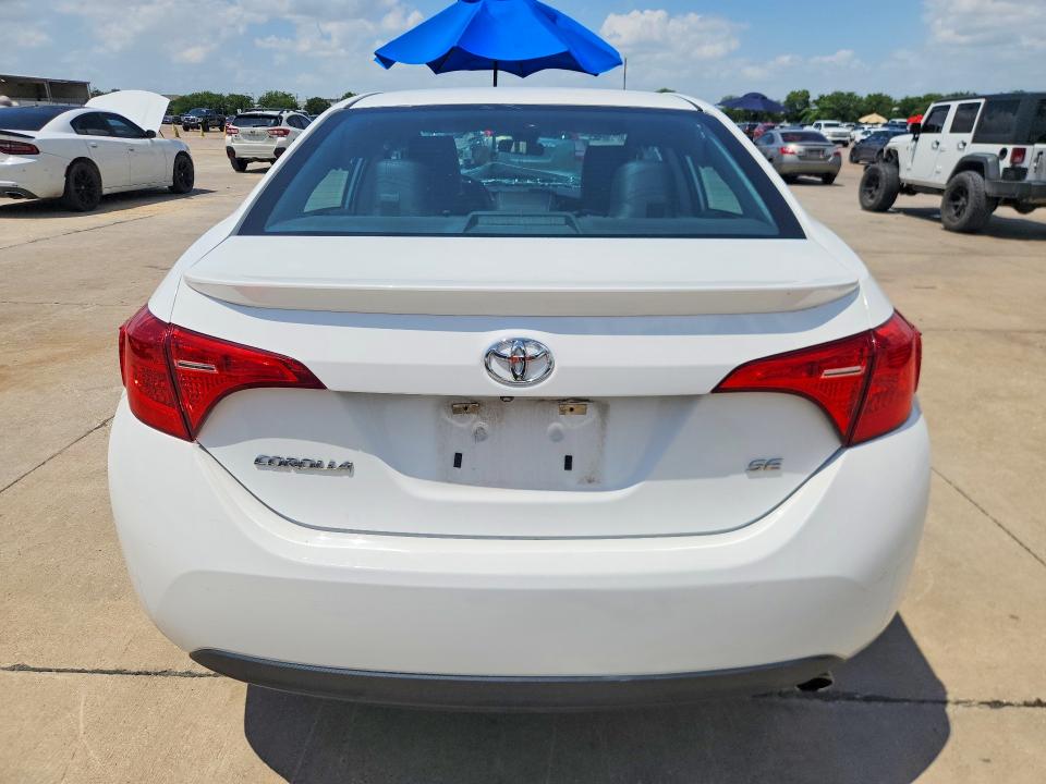 56459046 :رقم المزاد ، 5YFBURHE4HP636519 vin ، 2017 Toyota Corolla مزاد بيع