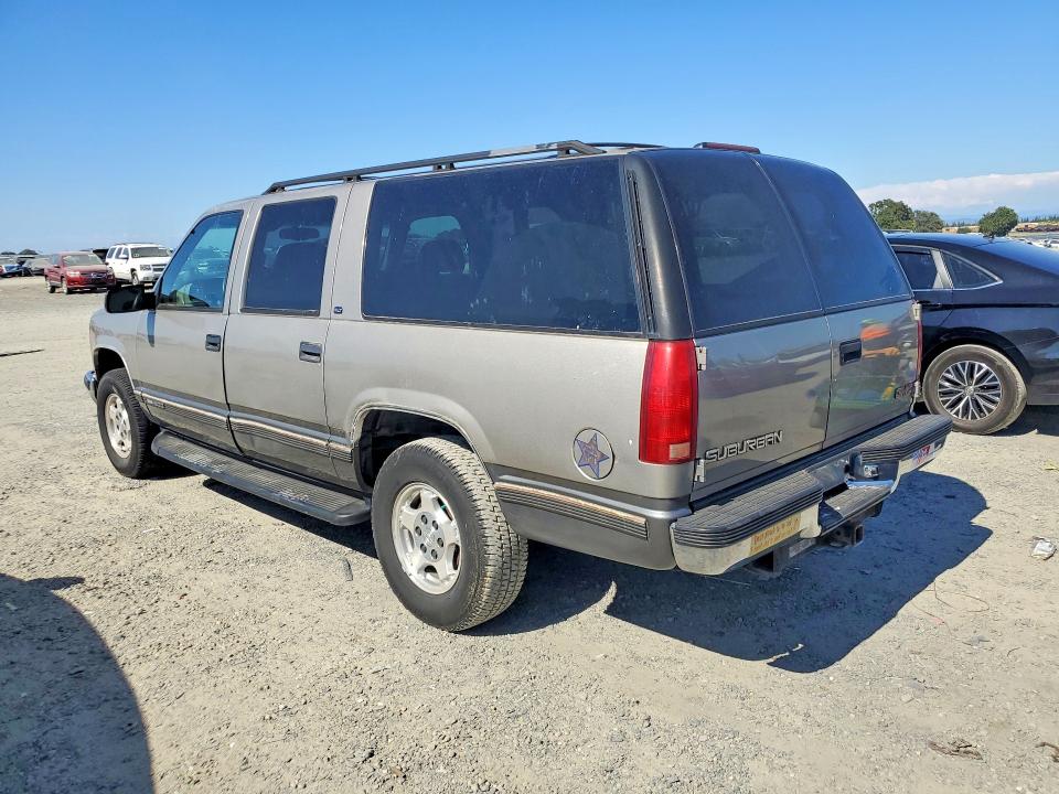 Продаж на аукціоні авто 1999 Gmc Suburban, vin: 1GKFK16R5XJ757047, номер лоту: 57921216