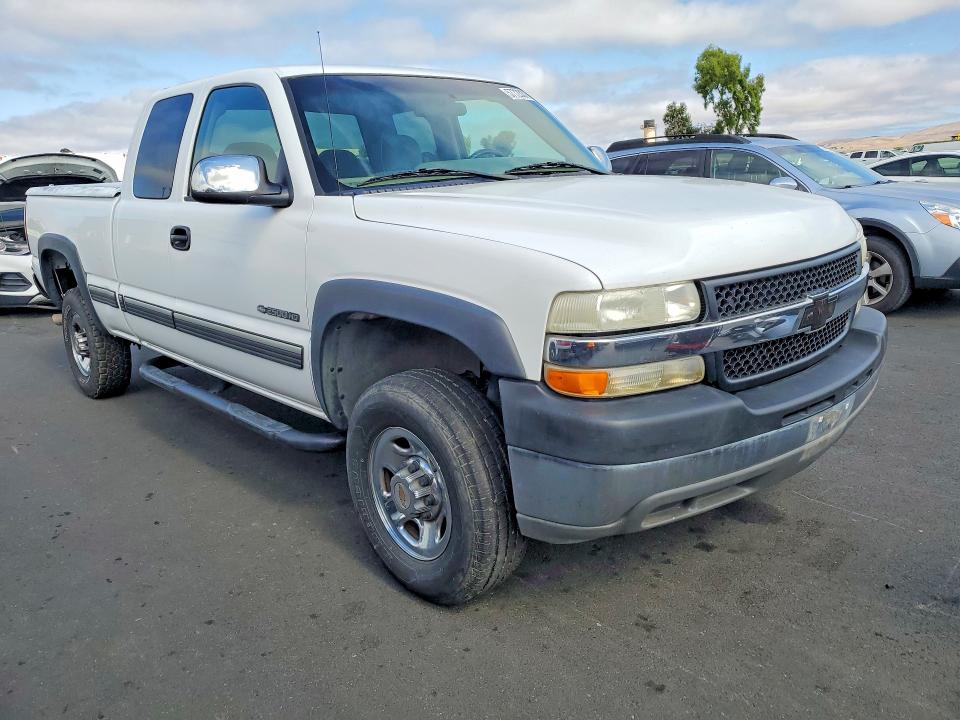 Продаж на аукціоні авто 2002 Chevrolet Silverado, vin: 1GCHC29U32E143543, номер лоту: 57723376