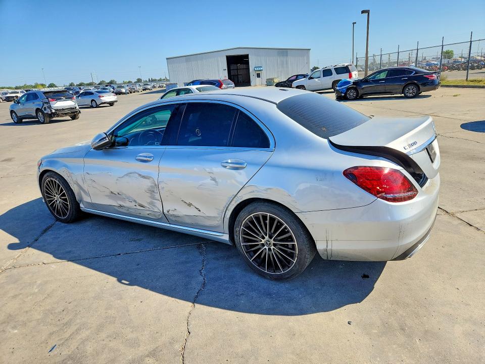 2021 Mercedes-benz C მანქანა იყიდება აუქციონზე, vin: W1KWF8DB3MR621100, აუქციონის ნომერი: 57971656