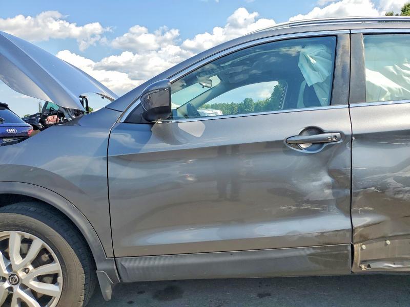 2020 Nissan Rogue Sport მანქანა იყიდება აუქციონზე, vin: JN1BJ1CW1LW642727, აუქციონის ნომერი: 85454105