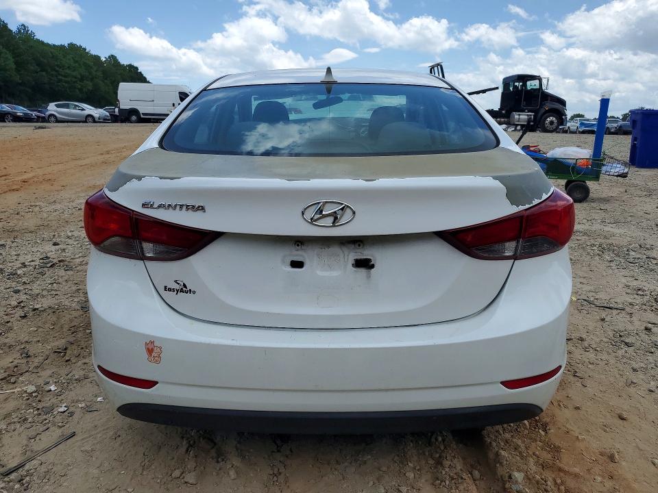 58267216 :رقم المزاد ، 5NPDH4AE7FH556927 vin ، 2015 Hyundai Elantra مزاد بيع