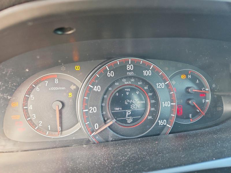 58777146 :رقم المزاد ، 1HGCT1B80GA012684 vin ، 2016 Honda Accord مزاد بيع