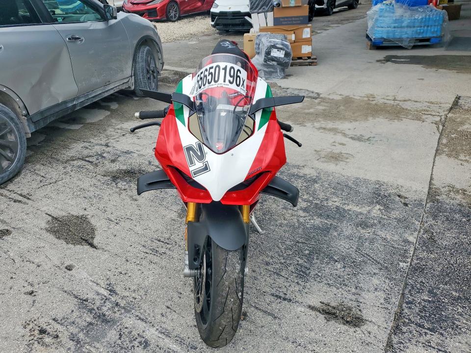 Продаж на аукціоні авто 2023 Ducati Panigale, vin: ZDMDAGWW7PB003144, номер лоту: 55650196