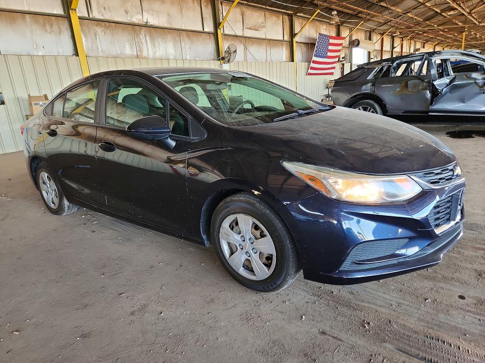 55610886 :رقم المزاد ، 1G1BC5SM8G7235821 vin ، 2016 Chevrolet Cruze مزاد بيع
