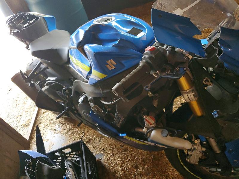 2017 Suzuki Gsx-r750 მანქანა იყიდება აუქციონზე, vin: JS1GR7MA7H2102003, აუქციონის ნომერი: 54824546