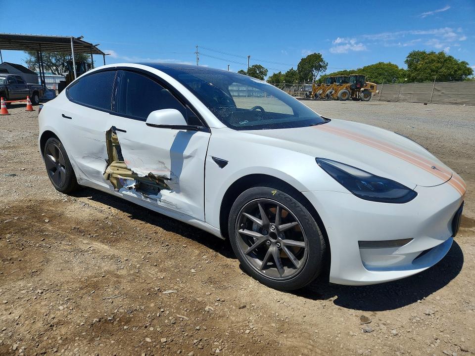 57075236 :رقم المزاد ، 5YJ3E1EA5MF976286 vin ، 2021 Tesla Model 3 مزاد بيع