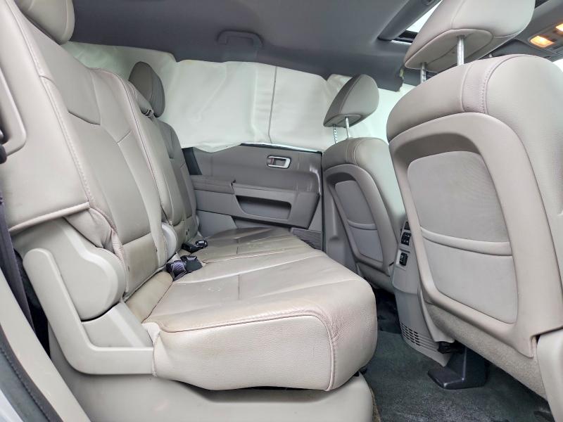 55521756 :رقم المزاد ، 5FNYF4H58FB010990 vin ، 2015 Honda Pilot مزاد بيع