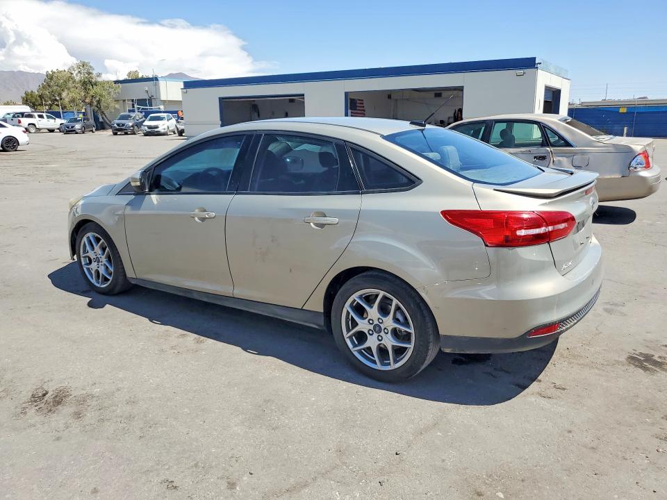 56053706 :رقم المزاد ، 1FADP3F26FL314188 vin ، 2015 Ford Focus مزاد بيع
