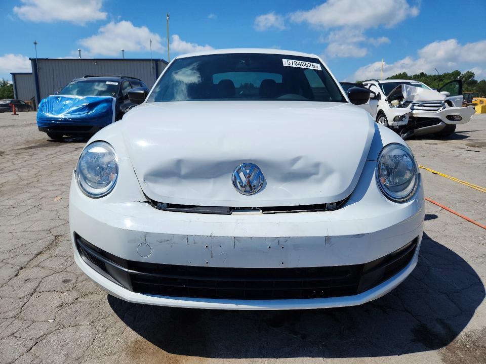 Продажа на аукционе авто 2015 Volkswagen Beetle, vin: 3VWF17AT1FM651567, номер лота: 57840626