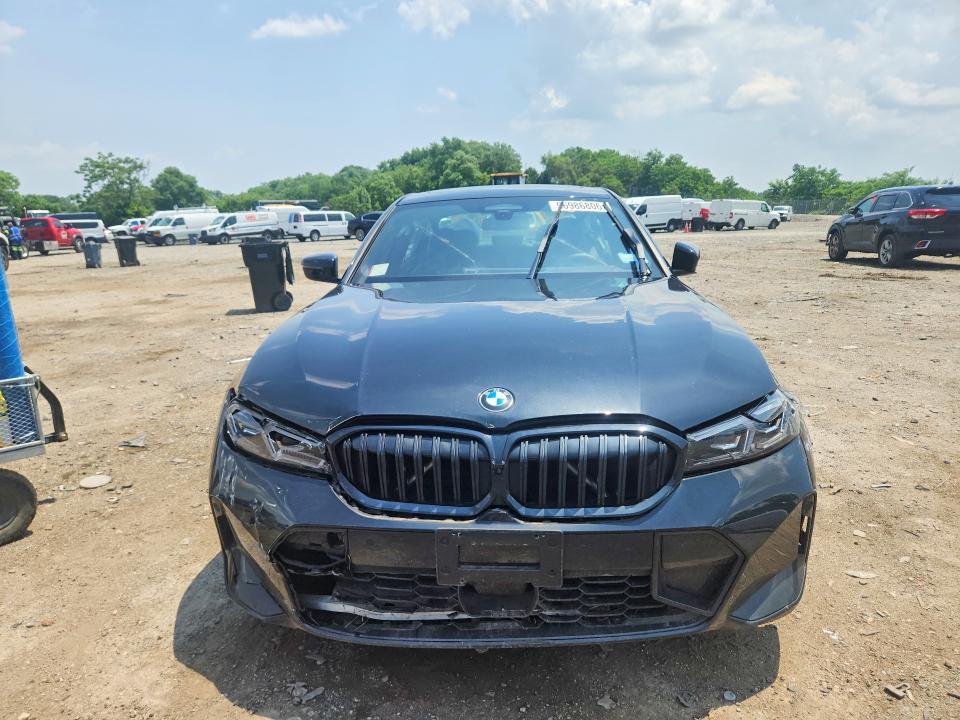 56986806 :رقم المزاد ، 3MW89FF0XP8D20166 vin ، 2023 Bmw 330xi مزاد بيع