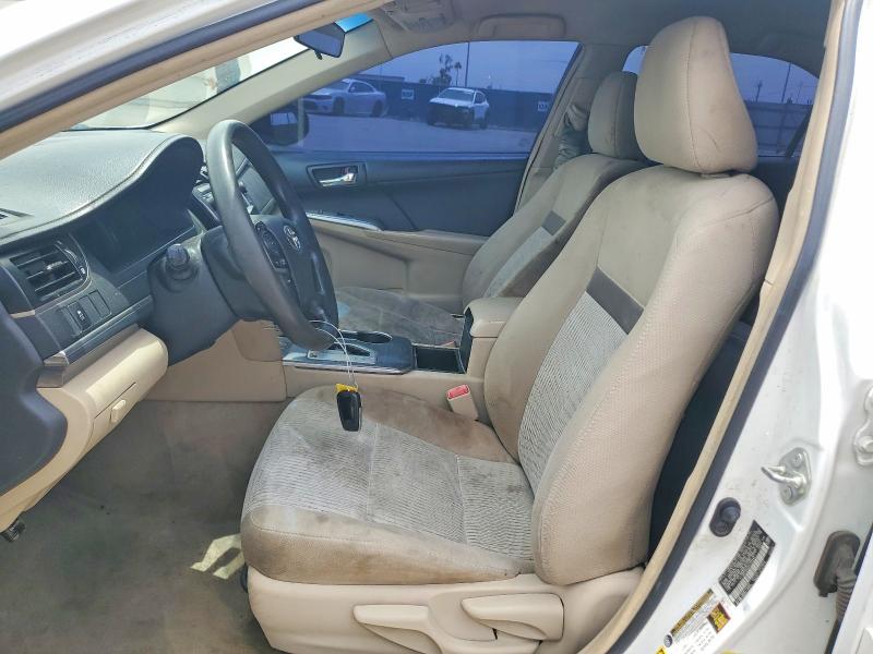 2014 Toyota Camry Hybrid მანქანა იყიდება აუქციონზე, vin: 4T1BD1FK4EU108483, აუქციონის ნომერი: 57438536
