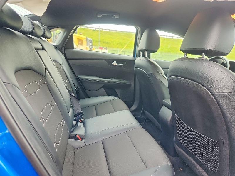 58342046 :رقم المزاد ، 3KPF54AD9NE448983 vin ، 2022 Kia Forte مزاد بيع