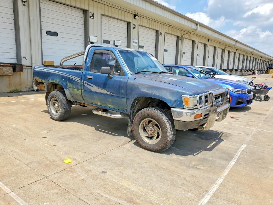 1993 Toyota Pickup მანქანა იყიდება აუქციონზე, vin: 4TARN01P9PZ136374, აუქციონის ნომერი: 58556786