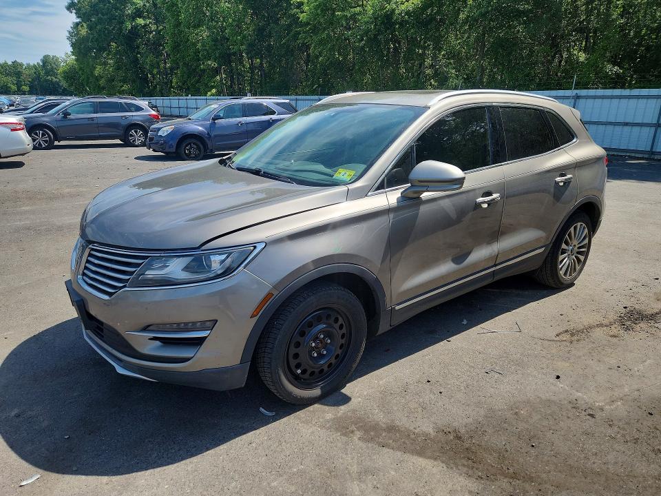 56680906 :رقم المزاد ، 5LMCJ3D92HUL21488 vin ، 2017 Lincoln Mkc مزاد بيع