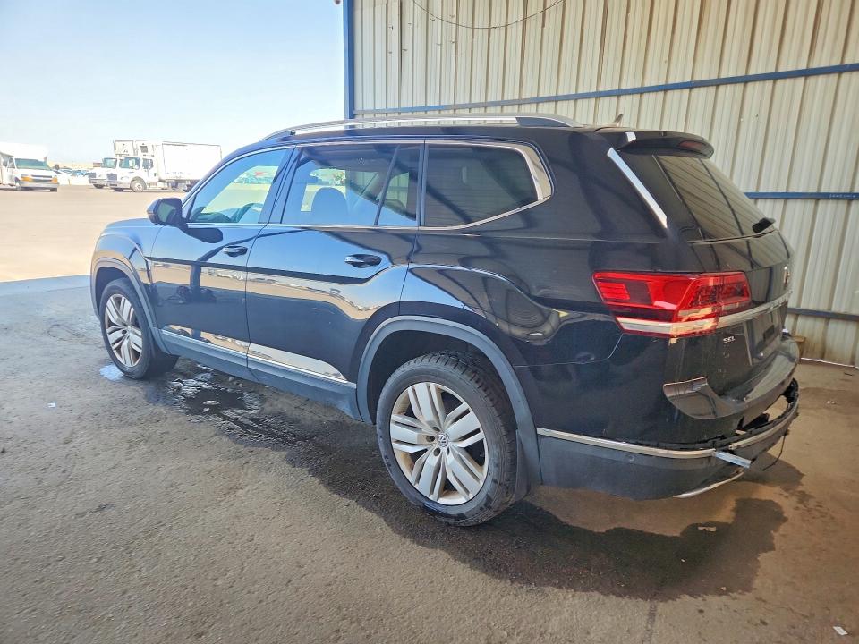 58778136 :رقم المزاد ، 1V2NR2CA6JC545890 vin ، 2018 Volkswagen Atlas مزاد بيع