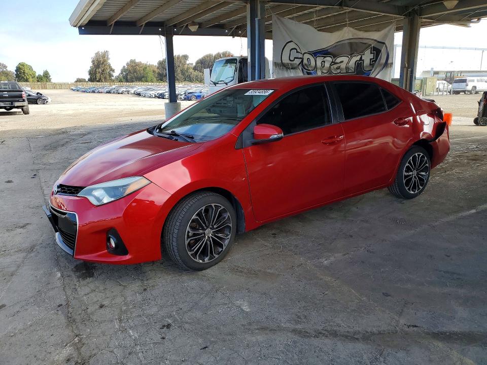55924856 :رقم المزاد ، 5YFBURHE4EP085441 vin ، 2014 Toyota Corolla مزاد بيع