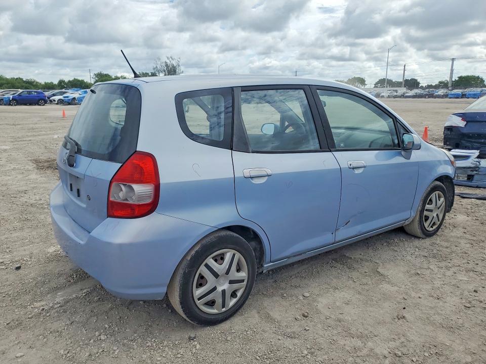 56593476 :رقم المزاد ، JHMGD38468S046832 vin ، 2008 Honda Fit مزاد بيع
