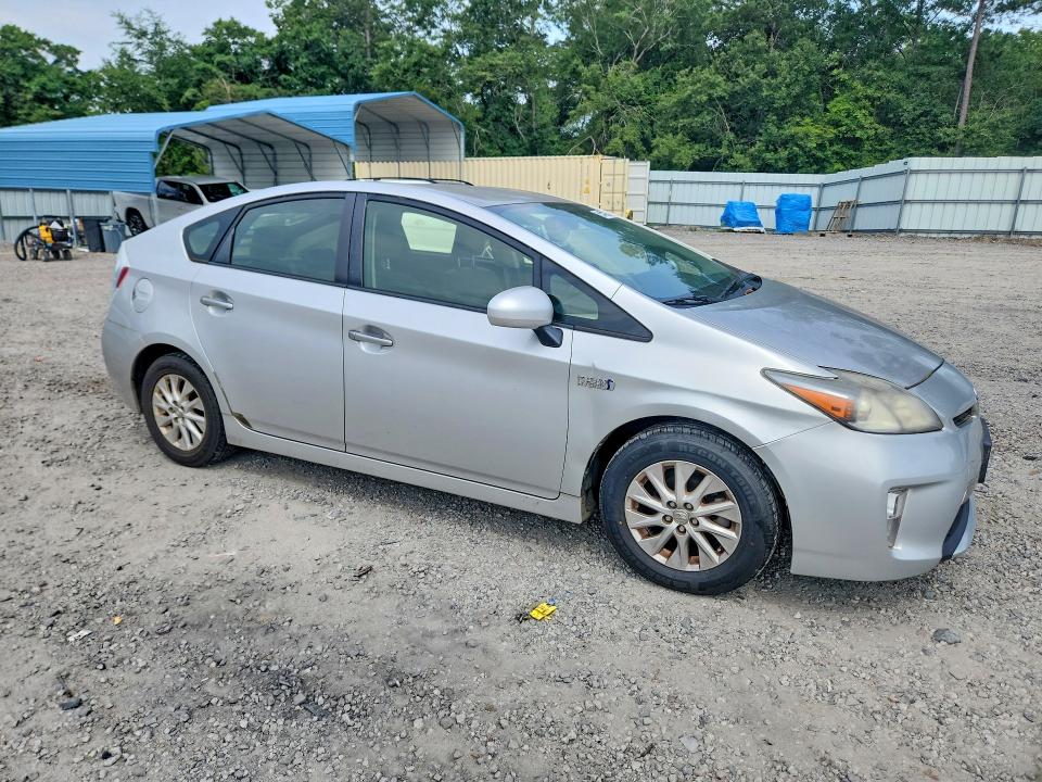 56407626 :رقم المزاد ، JTDKN3DP6D3038372 vin ، 2013 Toyota Prius Plug-in Hybrid مزاد بيع