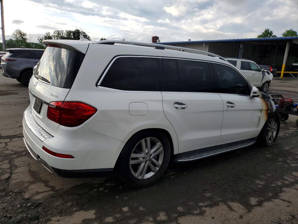 55646466 :رقم المزاد ، 4JGDF6EE3GA646088 vin ، 2016 Mercedes-benz Gl مزاد بيع