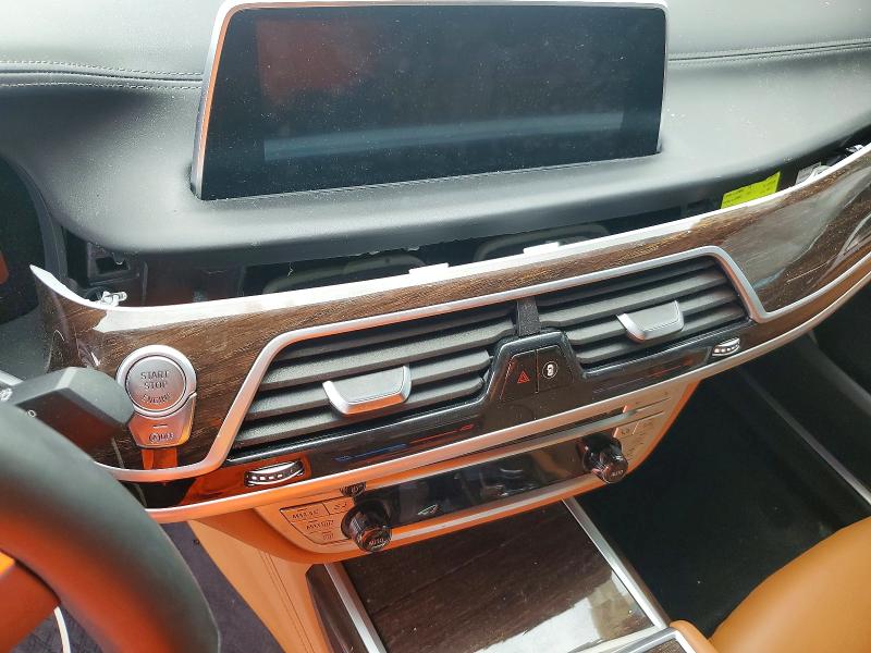 Продажа на аукционе авто 2021 Bmw 750, vin: WBA7U2C00MCF14655, номер лота: 55169956