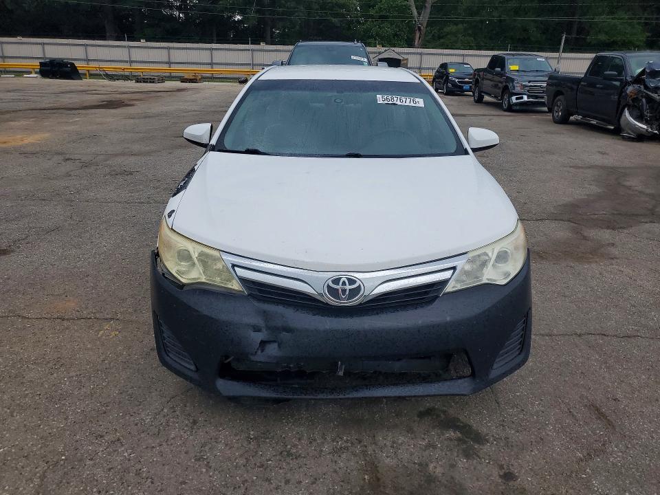 56876776 :رقم المزاد ، 4T1BF1FK7CU524583 vin ، 2012 Toyota Camry مزاد بيع