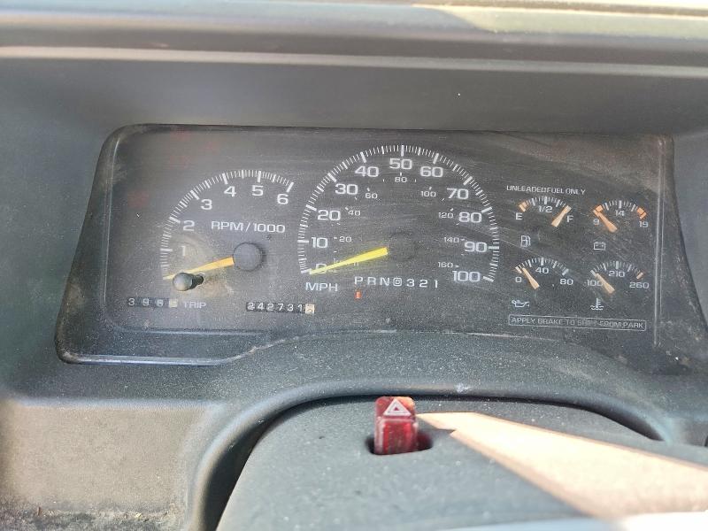 Продажа на аукционе авто 1999 Chevrolet Suburban, vin: 1GNFK16R1XJ559522, номер лота: 57856456