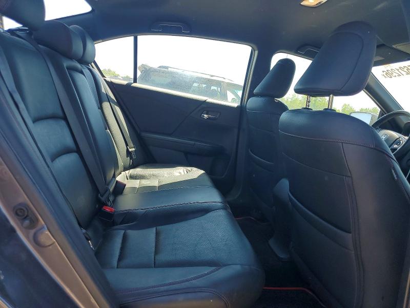 Продажа на аукционе авто 2017 Honda Accord, vin: 1HGCR2F13HA155745, номер лота: 55621296