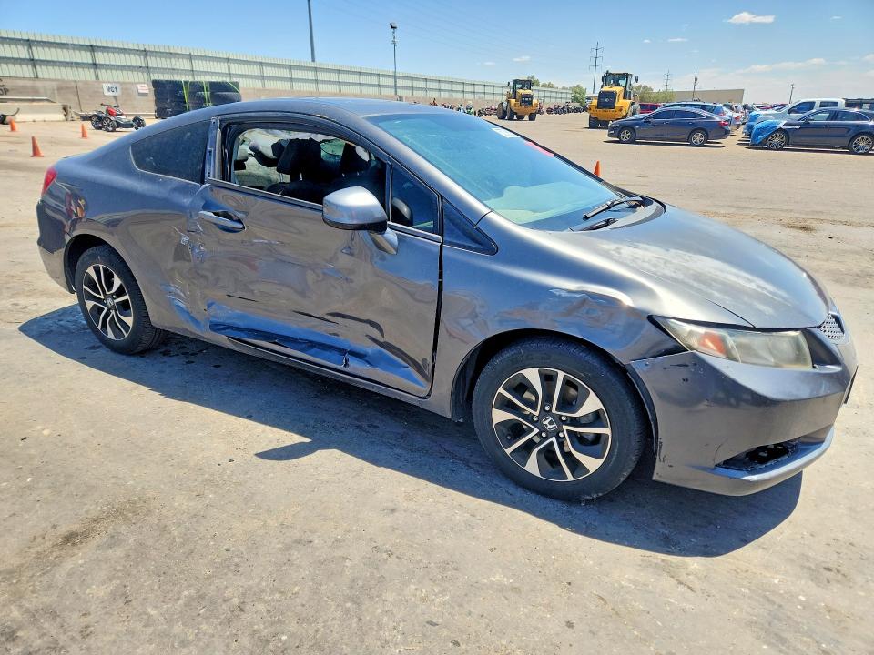 2013 Honda Civic მანქანა იყიდება აუქციონზე, vin: 2HGFG3B83DH518696, აუქციონის ნომერი: 57556526