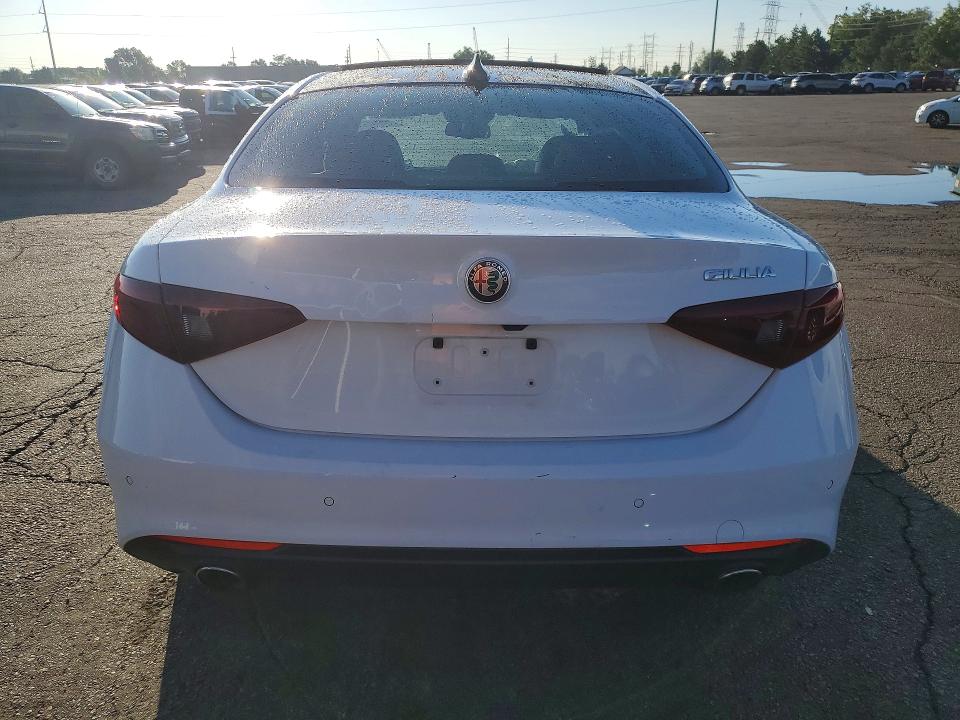 2019 Alfa Romeo Giulia მანქანა იყიდება აუქციონზე, vin: ZARFAMBN5K7602514, აუქციონის ნომერი: 58986066