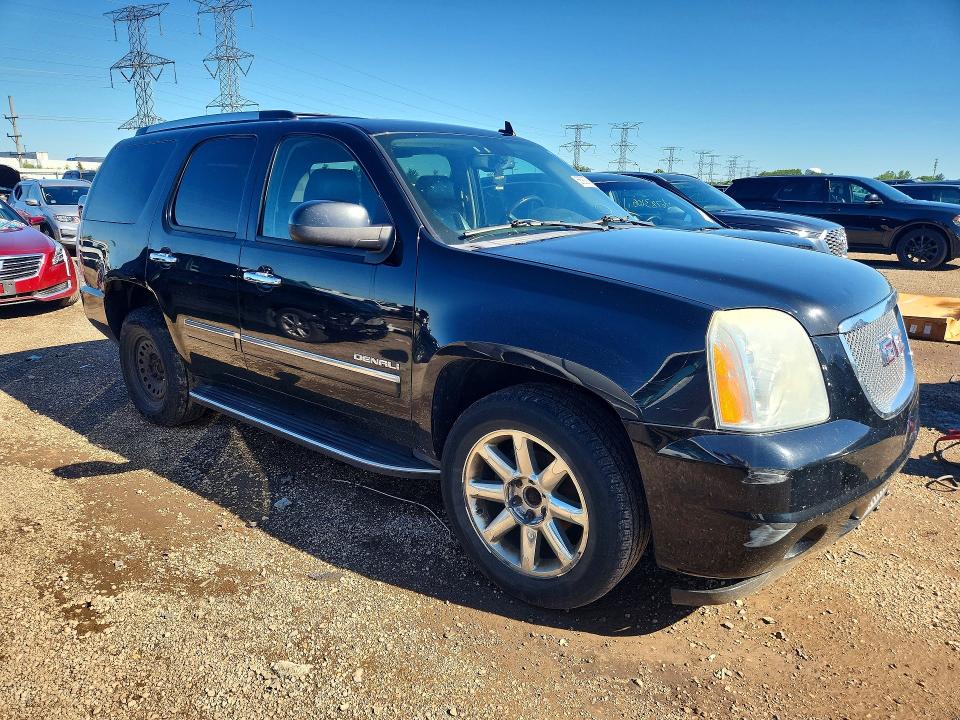 56936836 :رقم المزاد ، 1GKS2EEF6BR108817 vin ، 2011 Gmc Yukon مزاد بيع