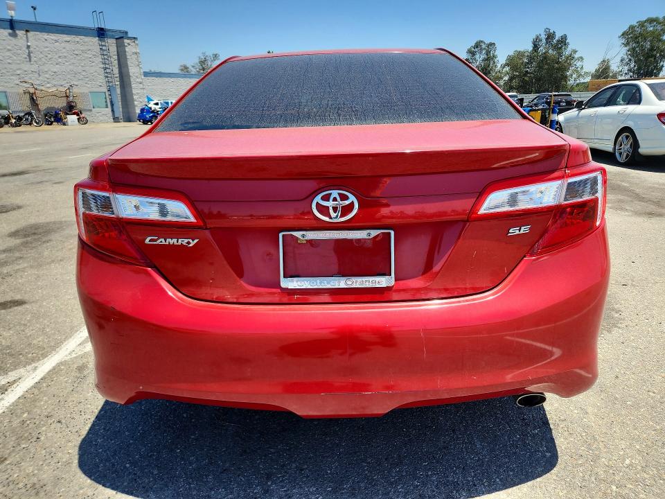 55505356 :رقم المزاد ، 4T1BF1FKXCU604668 vin ، 2012 Toyota Camry مزاد بيع