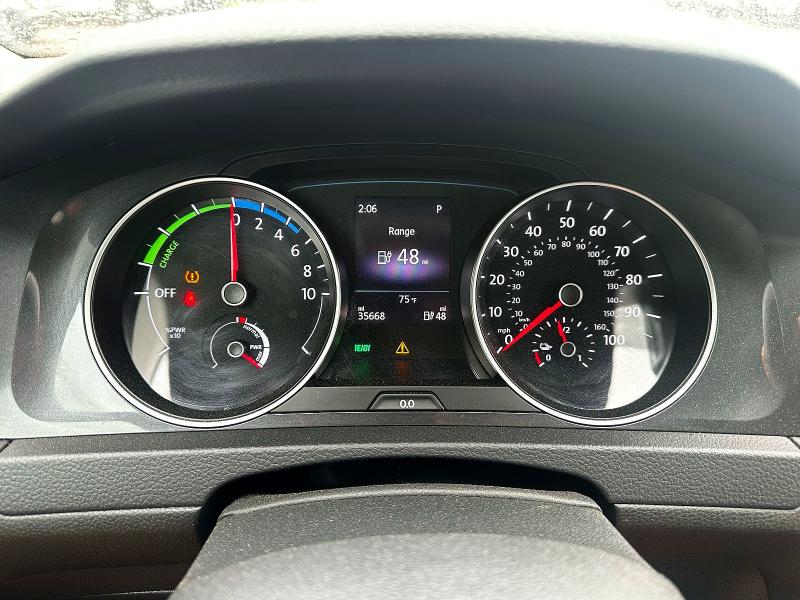 Продажа на аукционе авто 2019 Volkswagen E-golf, vin: WVWKR7AU8KW914652, номер лота: 58987406