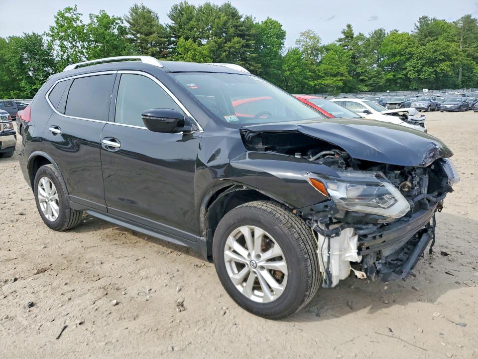 55895306 :رقم المزاد ، JN8AT2MV2JW320761 vin ، 2018 Nissan Rogue مزاد بيع